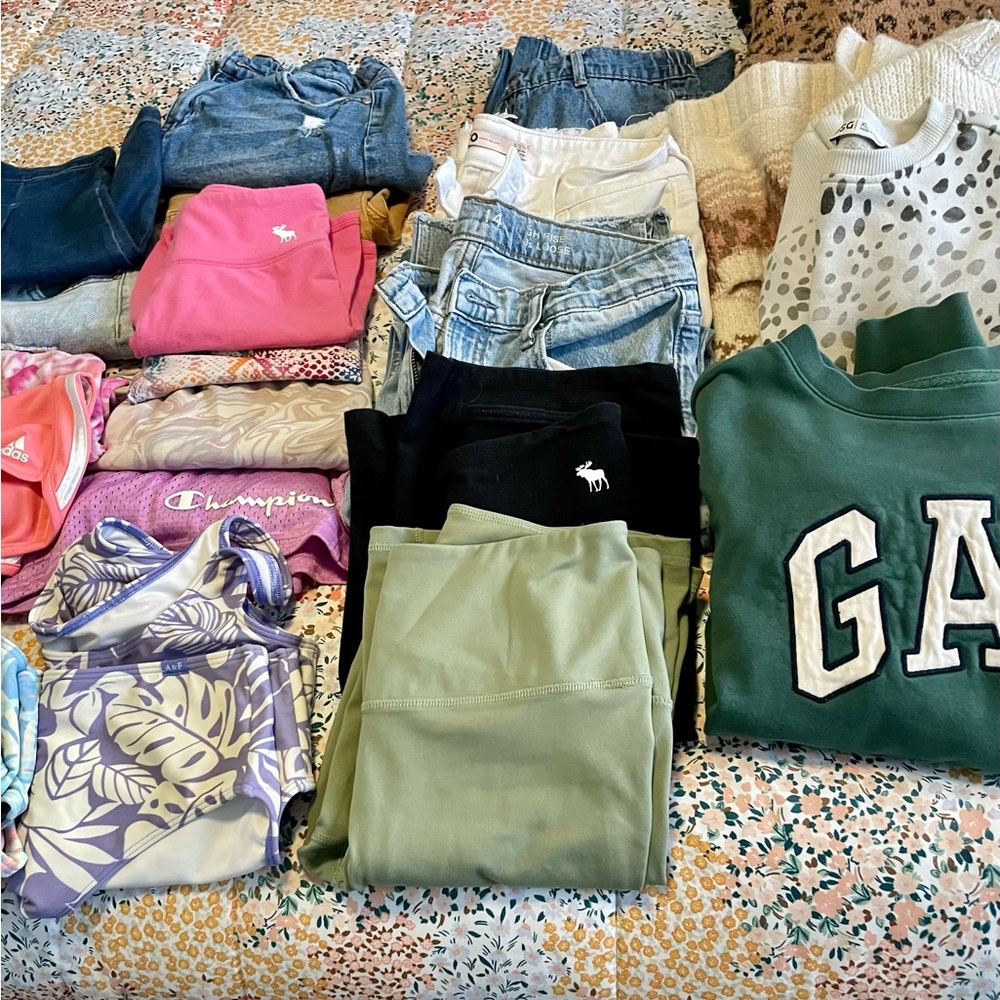 Girls Size 14/16 Lot of Clothes